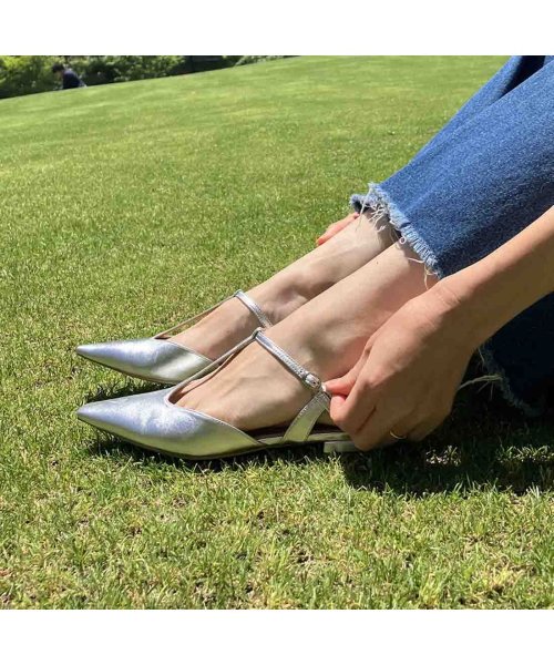 ポインテッドトゥTストラップパンプス 本革 T1405541254(10797円)