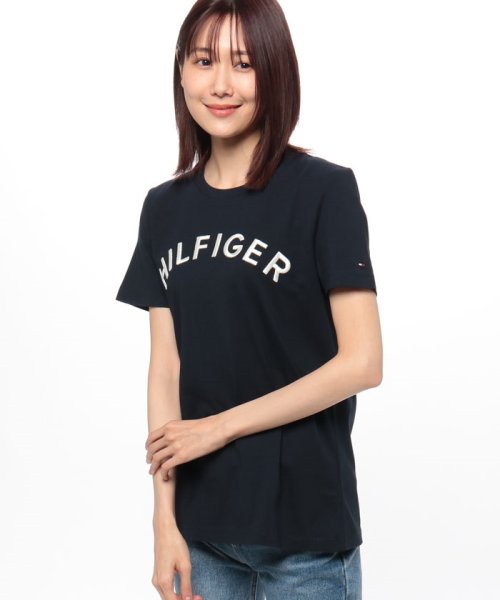 TOMMY HILFIGER(トミーヒルフィガー)/バーシティエンブロイドTシャツ/img11