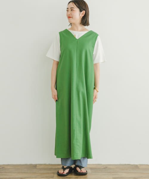 ITEMS URBANRESEARCH(アイテムズ アーバンリサーチ（レディース）)/コットンリネンVネックノースリワンピース/img32