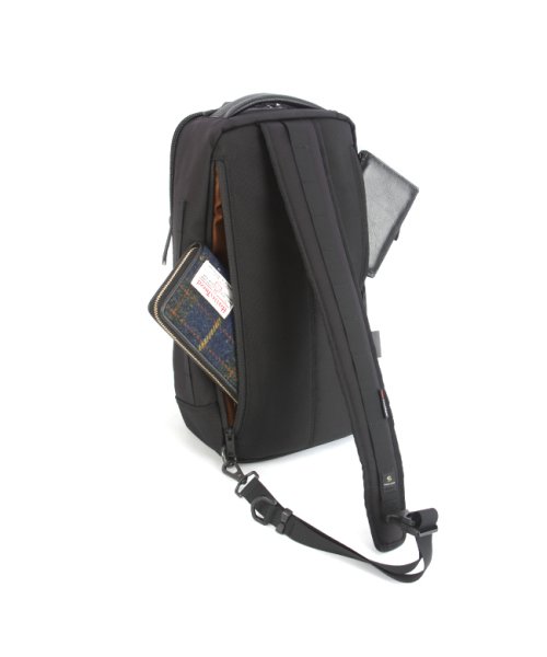 マスターピース ボディバッグ ワンショルダーバッグ メンズ 斜めがけ 大きめ 大容量 軽量 撥水 日本製 master－piece 02263－V2 　　　　　 ver TM Ballistic fabric　　　　　 SCOTCHGARD MASTERTEX