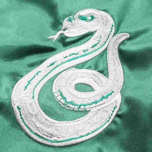 ハリーポッター アウター スカジャン 映画キャラクター スリザリン エンブレム 丸眞 プレゼント 男の子 女の子 ギフト スリザリン ハリーポッター アウター スカジャン 映画キャラクター エンブレム 丸眞 M1444144127(11000円)