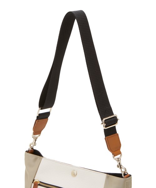 【VERY11月号掲載】【Breath TOPKAPI】RIPPLE TRIPリプルトリップナイロン コンビ ショルダーバッグ トラベル旅行 