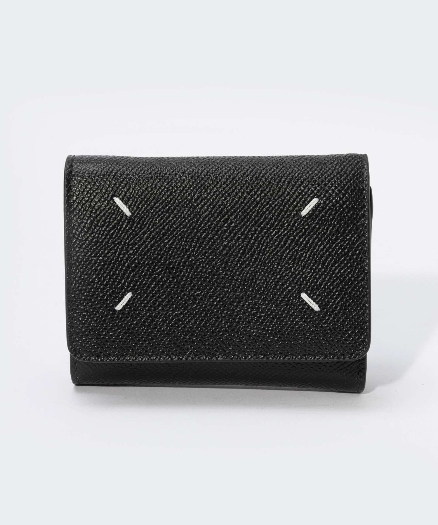 505377872000_04.jpg?sr.dw=500