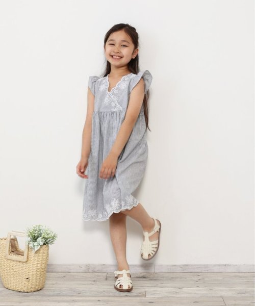 ikka kids(イッカ　キッズ)/India スカラップ刺繍ワンピース（120〜160cm）/img13