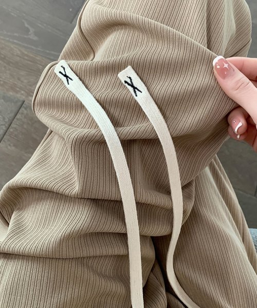 SEU(エスイイユウ)/ひんやり涼しいリブワイドパンツ ストレートパンツ 体型カバー リラックスパンツ ワンマイルウェア カジュアル 韓国ファッション/img09