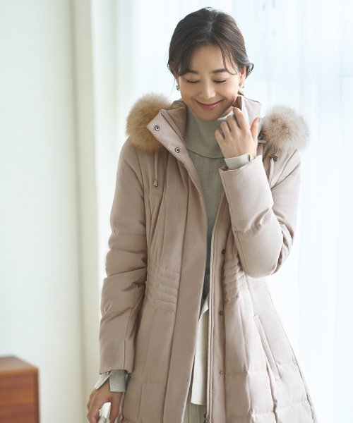 ウエストフィットロングダウンコート「D177」 ポリエステル 100％中　綿 ダウン 80％ フェザー 20％ファー部分 フォックスファー