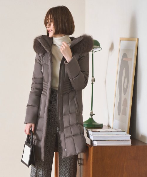 ウエストフィットロングダウンコート「D177」 ポリエステル 100％中　綿 ダウン 80％ フェザー 20％ファー部分 フォックスファー