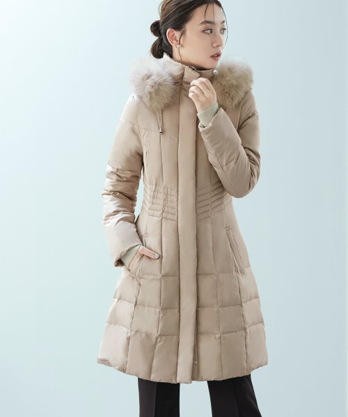 ウエストフィットロングダウンコート「D177」 ポリエステル 100％中　綿 ダウン 80％ フェザー 20％ファー部分 フォックスファー