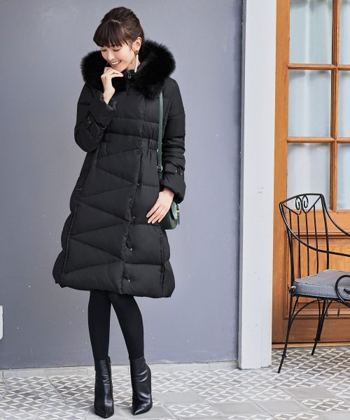 ベルトパフスリーブダウンコート(D670) 商品説明ボリュームのあるフォックスファーが顔周りを飾り、ロング丈で暖かいので冬の定番として重宝するコートで A1399168494 (10688円)