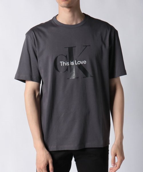 Calvin Klein(カルバンクライン)/【CALVIN KLEIN / カルバンクライン】トップス Tシャツ 半袖 プリント ロゴ モノグラム　ワンポイント クルーネック カットソー 40HM236/img19