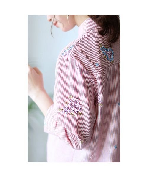 Sawa a la mode(サワアラモード)/花刺繍とストライプ柄のコットンシャツチュニック/img12