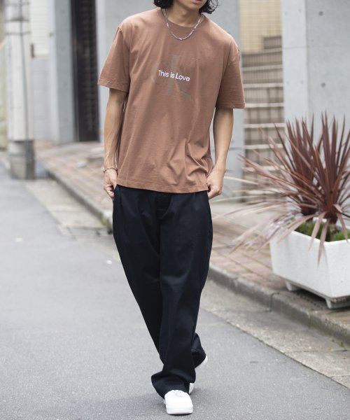 Calvin Klein(カルバンクライン)/【CALVIN KLEIN / カルバンクライン】トップス Tシャツ 半袖 プリント ロゴ モノグラム　ワンポイント クルーネック カットソー 40HM236/img09