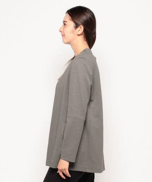 ノーカラージャケット 