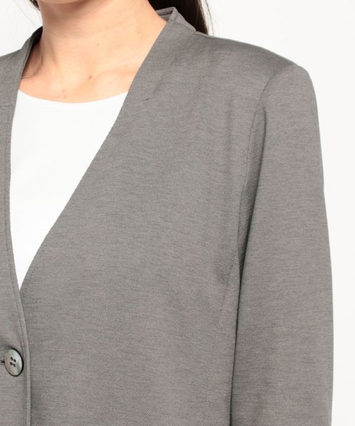 ノーカラージャケット 