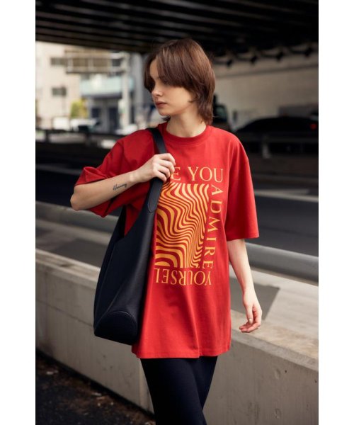SLY(スライ)/WAVY PRINT BOX Tシャツ/img21