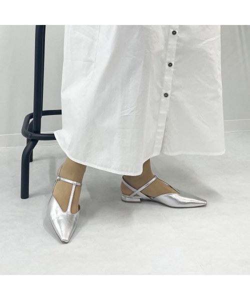ポインテッドトゥTストラップパンプス 本革 T1405541254(10797円)