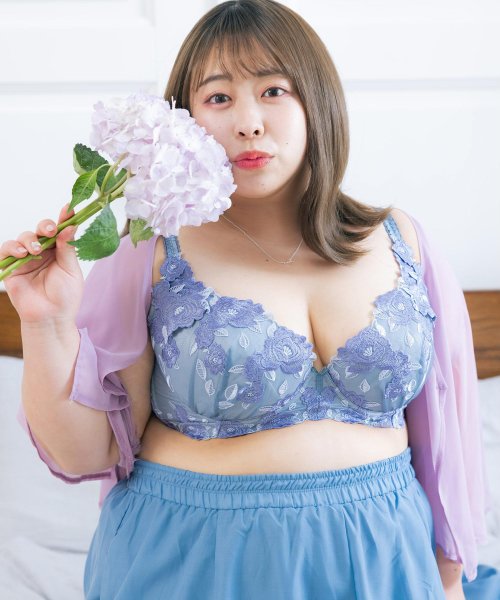 fran de lingerie(フランデランジェリー)/ボディメイクの真骨頂ゴージャス薔薇刺繍 「グレースイストグランデ ブラジャー（ワイヤー有り）」 ブラジャー/img06