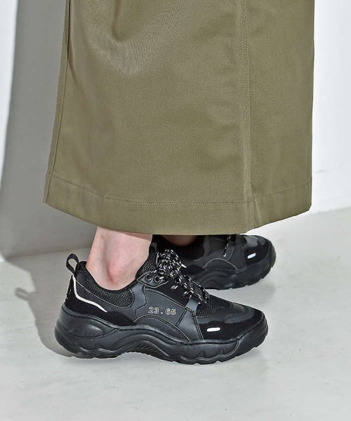 ●【23.65】レースアップスニーカー『V2』 ビタミンシューズ 65/イーシプサムチョンユクオ