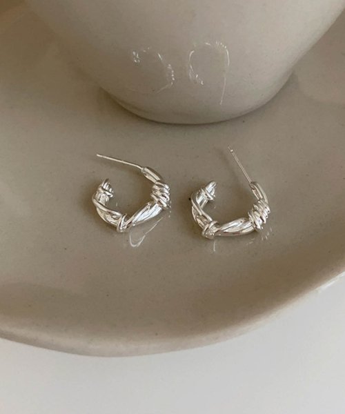G10 Coating Twist Rope Earrings 26155 ゴールドコーテイングツイストロープイヤリング ツイストイヤリング