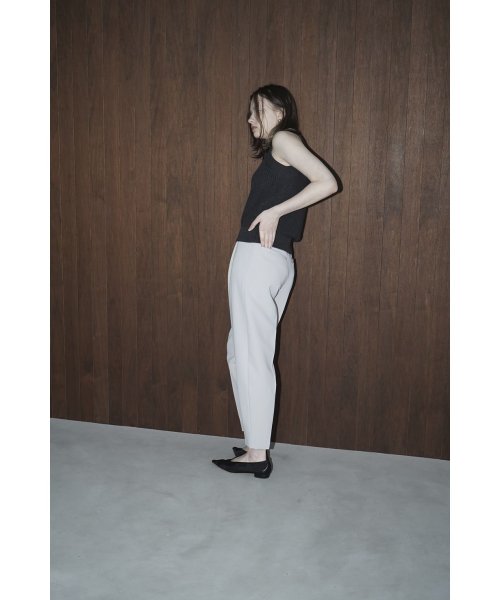 CLANE(クラネ)/ROUNDED LINE TUCK PANTS/img25