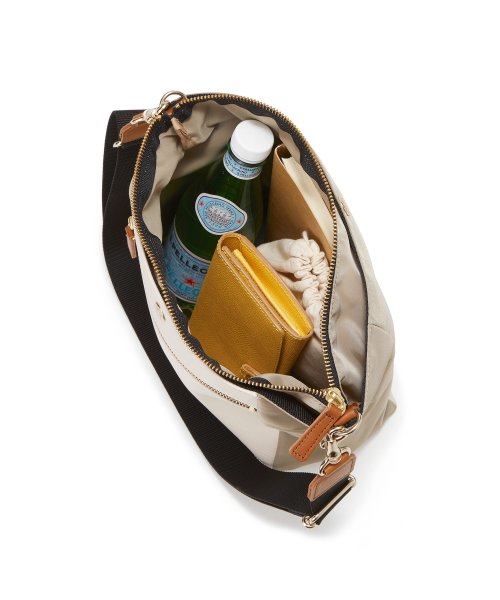 【VERY11月号掲載】【Breath TOPKAPI】RIPPLE TRIPリプルトリップナイロン コンビ ショルダーバッグ トラベル旅行 