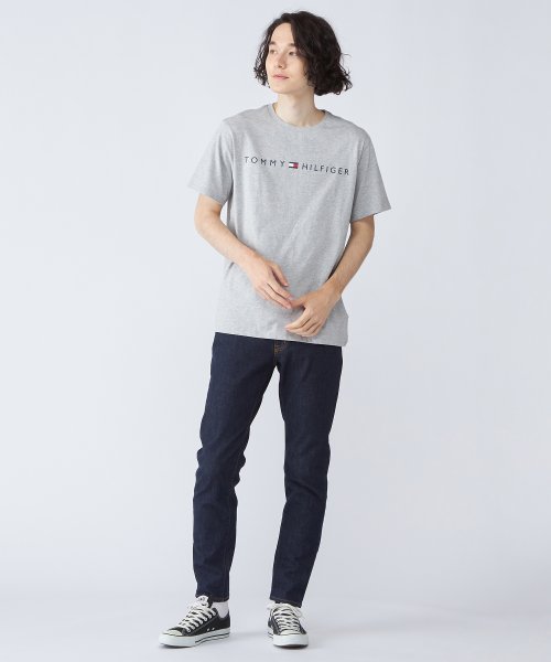 TOMMY HILFIGER(トミーヒルフィガー)/トミーヒルフィガープリント半袖Tシャツ/img01