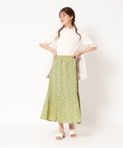 SHOO・LA・RUE　DRESKIP(シューラルー／ドレスキップ)/女性らしさが光る　フラワープリント マーメイドスカート/img01