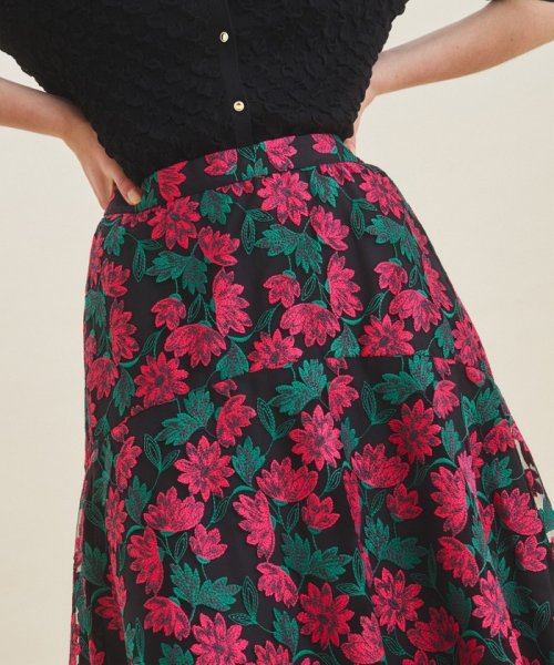 フラワーモチーフフレアスカート 