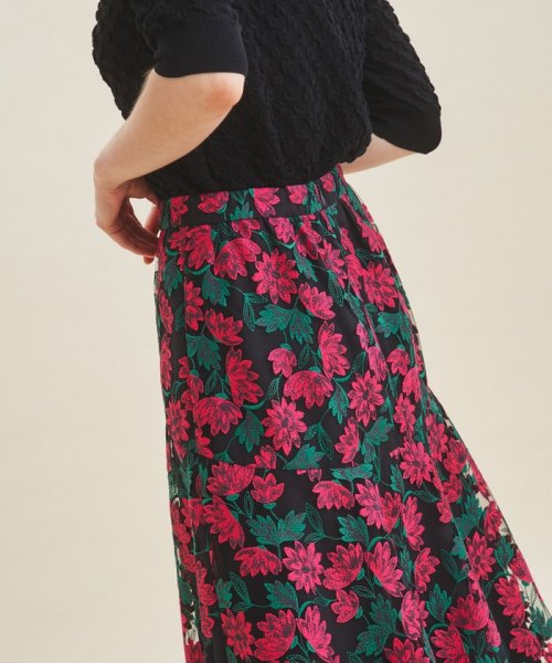フラワーモチーフフレアスカート 