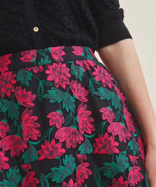 フラワーモチーフフレアスカート 
