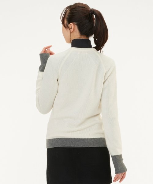 カシミヤ×ポリエステルクルーネックセーター 
