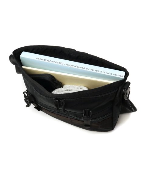 日本正規品 ブリーフィング ショルダーバッグ BRIEFING FREIGHTER T－SHOULDER SQD 斜めがけ A4 アメリカ製 BRA231L33 