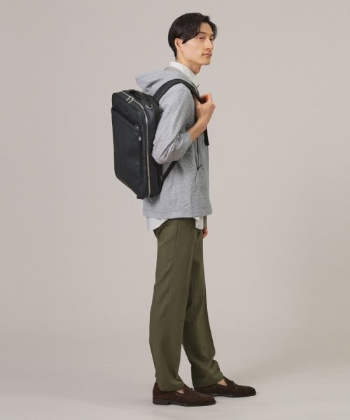 【3WAY/PC対応】コーデュラ(R)コーティング バッグ 商品説明【デザインポイント】バックパックとショルダー、ブリーフタイプの3WAYバッグ。片手で扱いづらい大きめのスマホ普及をうけ、両 H1916672828(14586円)