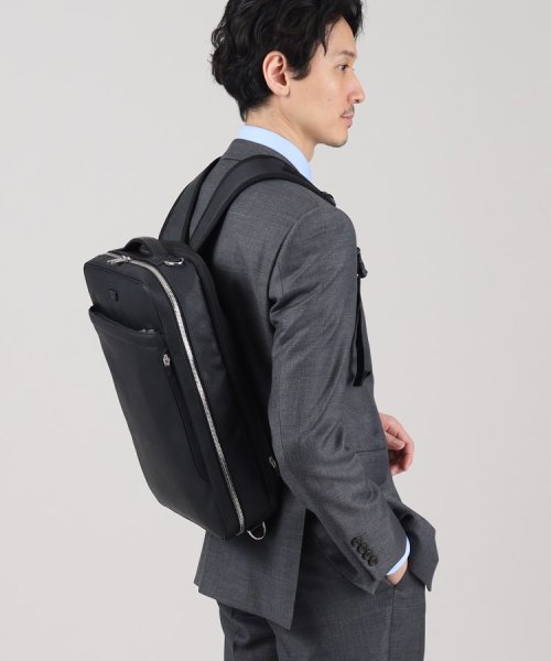 【3WAY/PC対応】コーデュラ(R)コーティング バッグ 商品説明【デザインポイント】バックパックとショルダー、ブリーフタイプの3WAYバッグ。片手で扱いづらい大きめのスマホ普及をうけ、両 H1916672828(14586円)