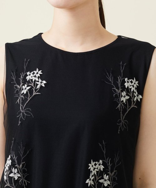 フラワー刺繍チュールノースリーブドレス 