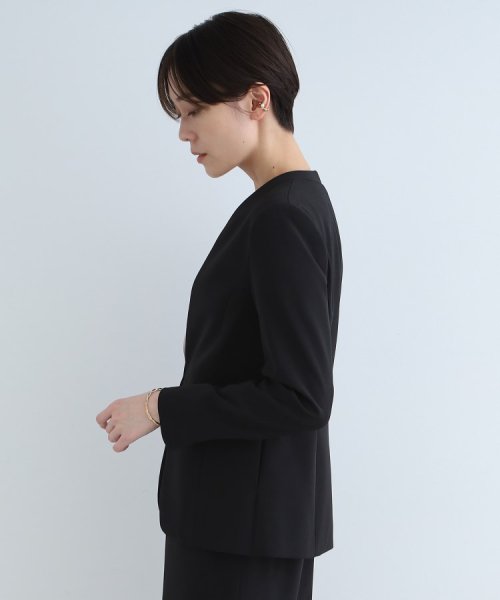 【定番スーツ/洗える/UVケア】ストレッチノーカラージャケット 