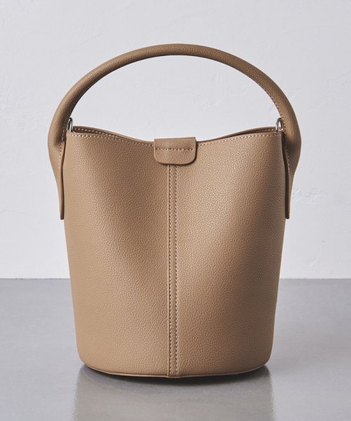ソフト シュリンク バケットバッグ 