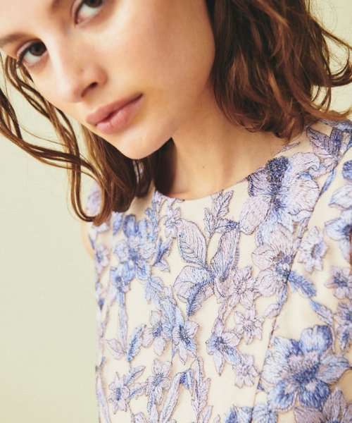 チュールフラワー刺繍ドレス 