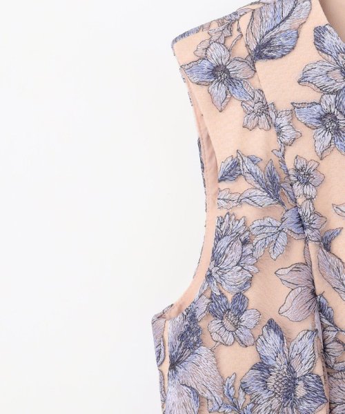 チュールフラワー刺繍ドレス 