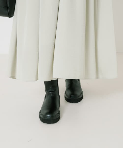 タンクソールサイドゴアブーツ LUCA GROSSI ショートブーツ F427T CAPRI サイドゴア 軽量 KUE1346827916(10368円)