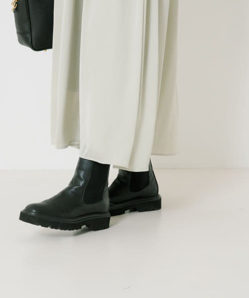 タンクソールサイドゴアブーツ LUCA GROSSI ショートブーツ F427T CAPRI サイドゴア 軽量 KUE1346827916(10368円)