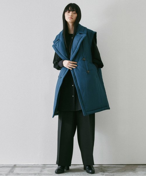 【Audrey and John Wad】コットンシルク厚中わたビッグカラーベスト 