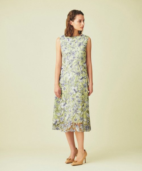 チュールフラワー刺繍ドレス 