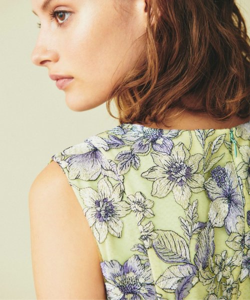 チュールフラワー刺繍ドレス 