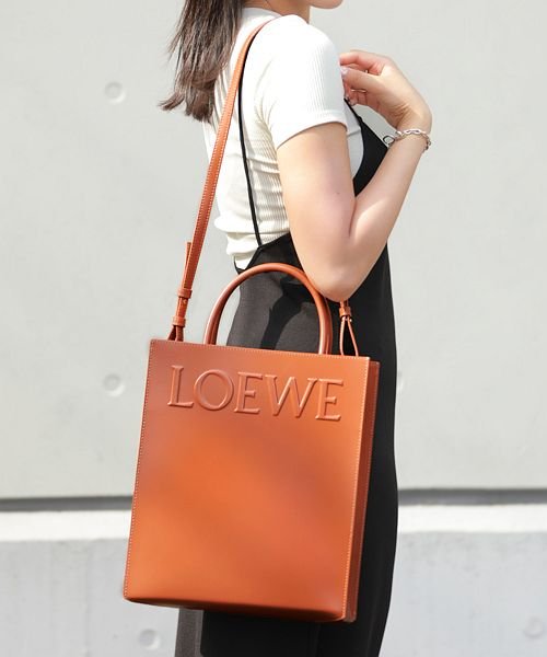 LOEWE(ロエベ)/LOEWE ロエベ STANDARD A4 TOTE スタンダード A4 トート バッグ 斜めがけ ショルダーバッグ 2WAY A4可/img01