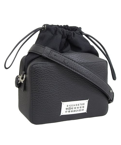 Maison Margiela メゾン マルジェラ 5AC CAMERA BAG MEDIUM ショルダーバッグ カジュアル 斜め掛け マチ ショルダー バッグ 