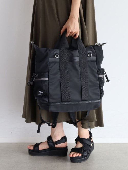 ポケットデザインマルチWAYバックパック 本体 高さ 斜め掛け ロープ