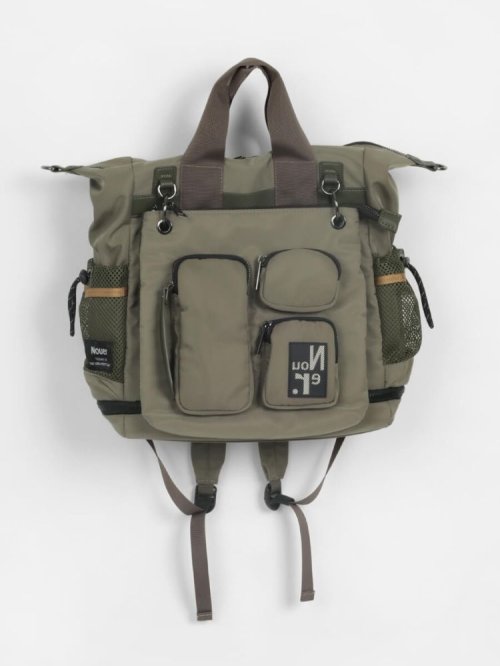 ポケットデザインマルチWAYバックパック 本体 高さ 斜め掛け ロープ