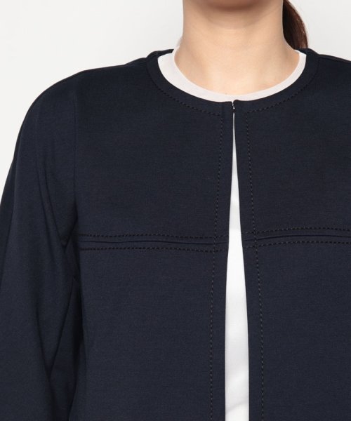 ノーカラージャケット 