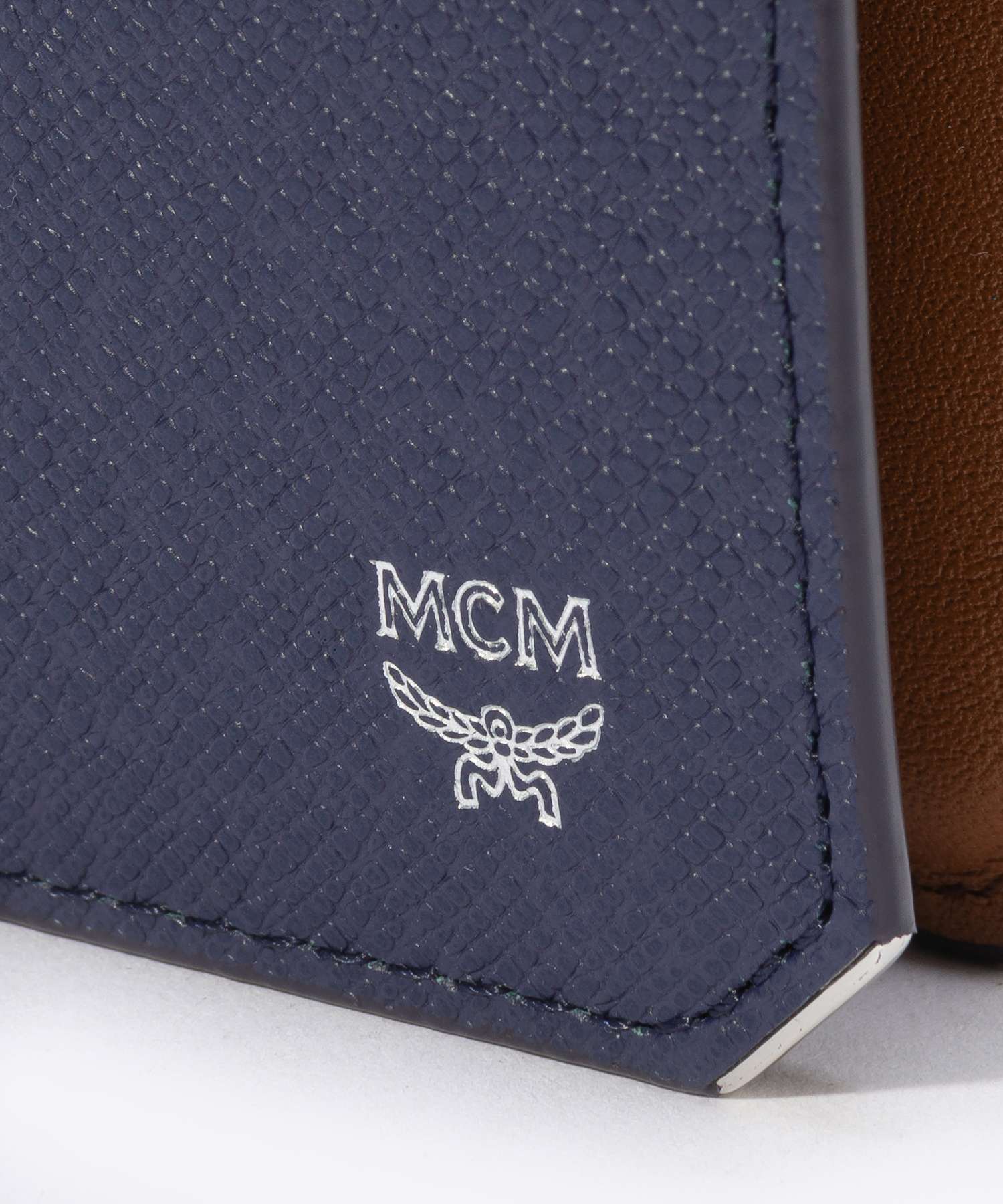 セール】エムシーエム MCM MXS8ALL42 二つ折り財布 メンズ 財布 カード